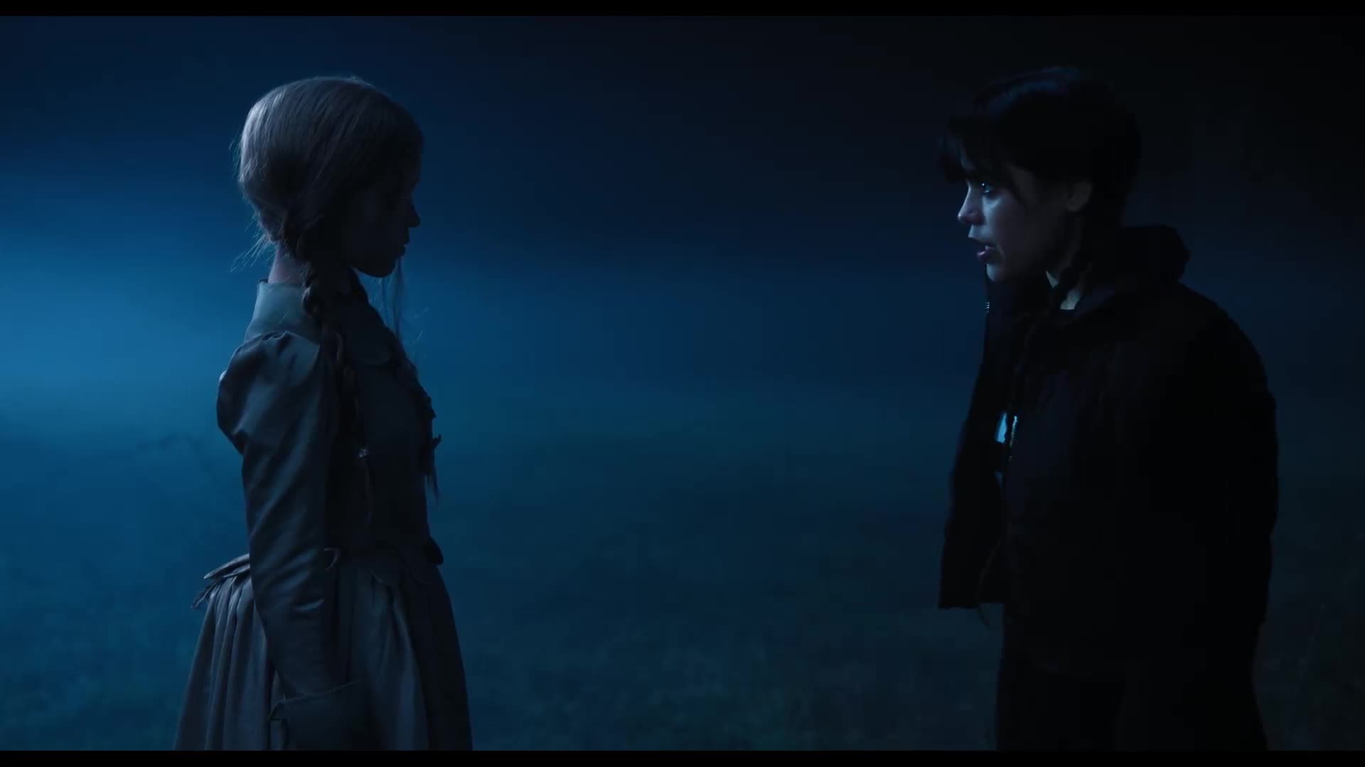 Флеш эзра миллер 2022. Студия дубляжа. Ариэль нетфликс герои. Ред хэд саунд. Red head sound аватар нетфликс.